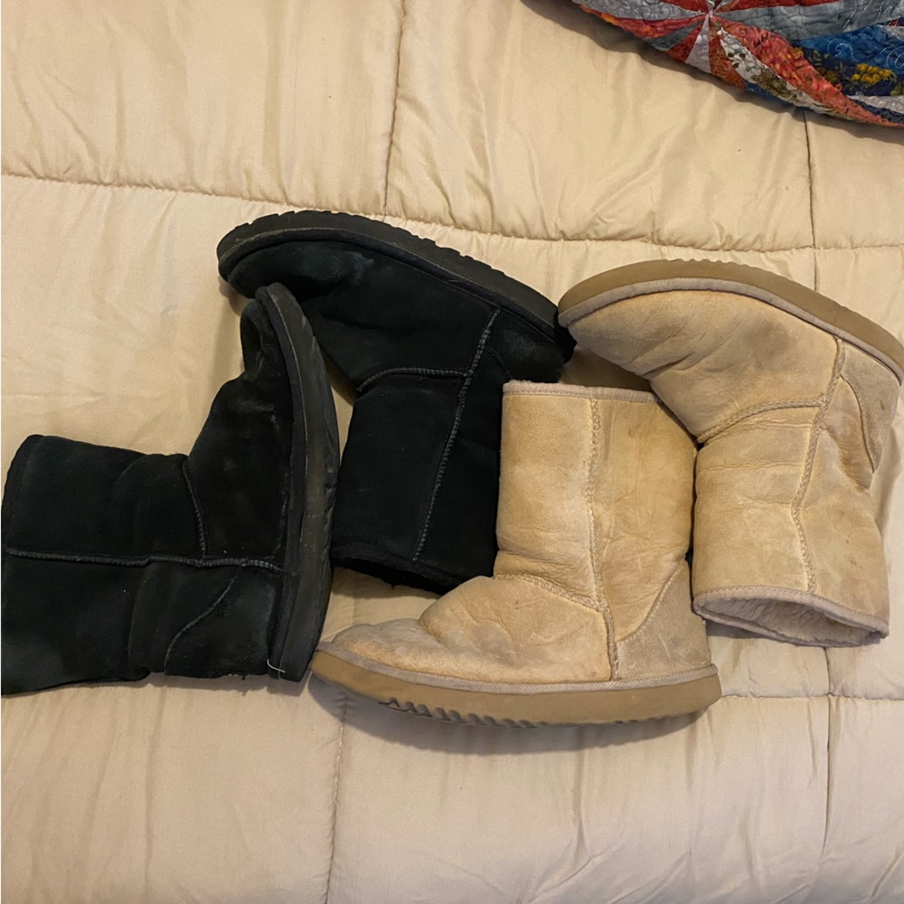 Women’s size 7 Uggs ugg boots black & tan